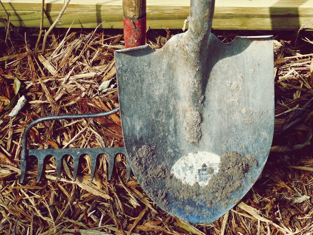 outils de jardin